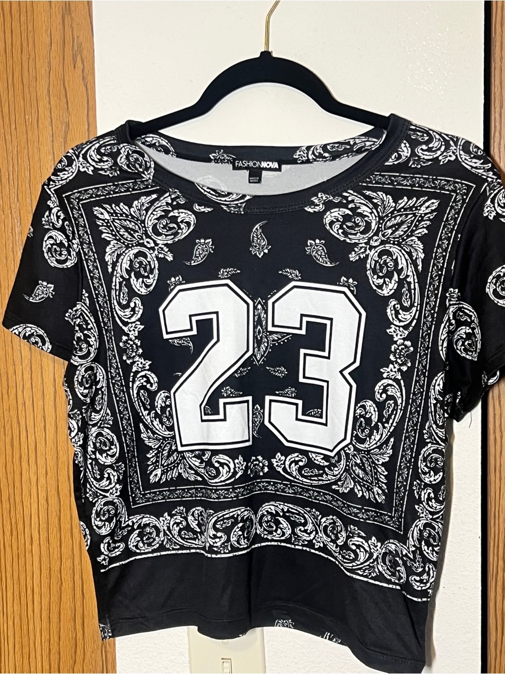 Fashion Nova Bandana Paisley 23 Jersey Graphic Tee Shirt Black White